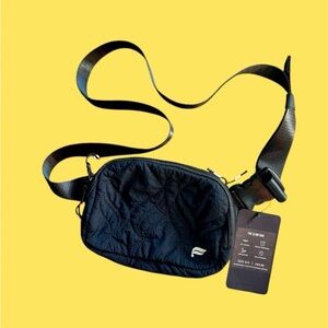 NWT FABLETICS Reflective SLING BAG Athletic Sporty Buckle Belt Fanny Pack 🤍